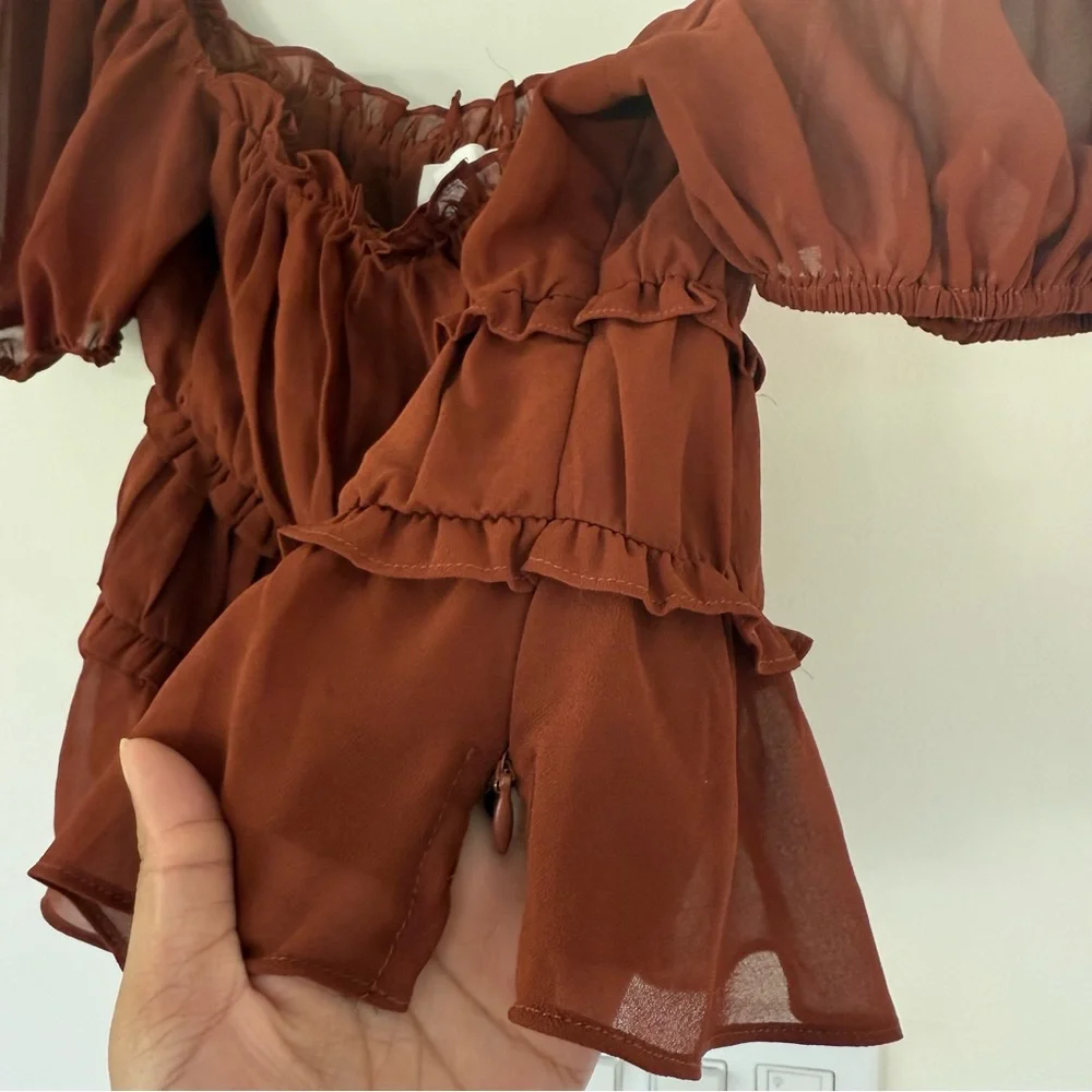ASTR The Label Puff Sleeve Nutmeg Rust Puff Sleeve Blouse Top Size S